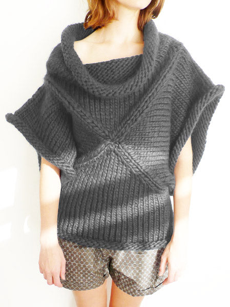 BLESS: Cross Short Sweater, Gray